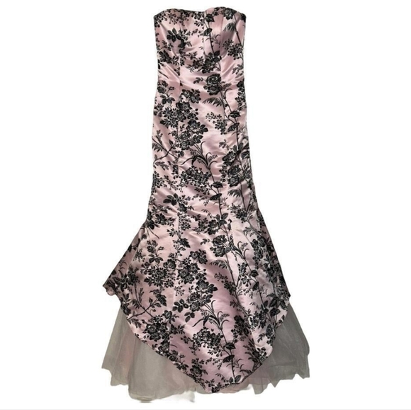 Tiffany Designs Satin Blush Floral Strapless Mermaid Formal Gown Sequins Size 8 - Picture 5 of 15